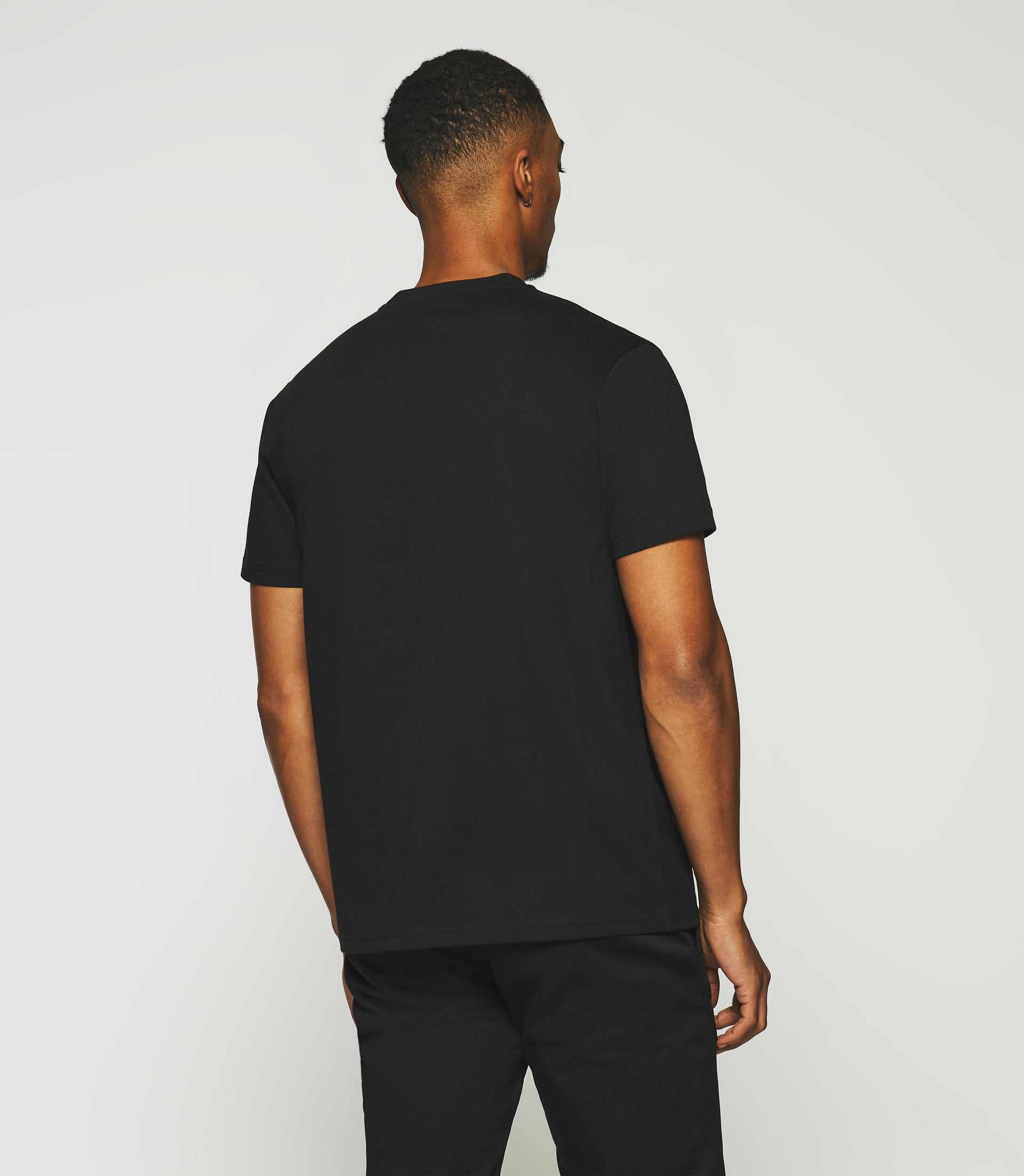 T-shirt brodé manches courtes noir GUY - IZAC